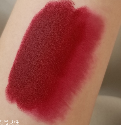 阿瑪尼2018新款啞光口紅201好看嗎 阿瑪尼啞光201試色 阿瑪尼2018新款啞光口紅201好看嗎 阿瑪尼啞光201試色