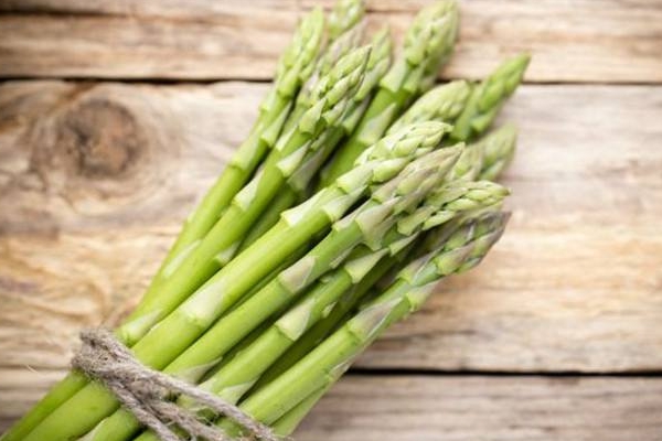 蘆筍里面黑了是怎么回事 不要隨便食用 蘆筍里面黑了是怎么回事 不要隨便食用