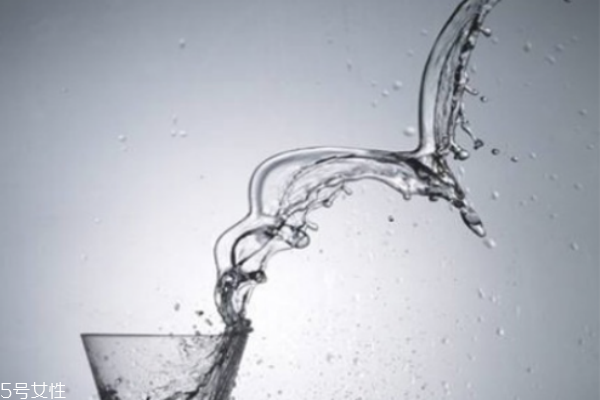 怎么消除黑眼圈眼袋 去黑眼圈眼袋的眼膜推薦 怎么消除黑眼圈眼袋 去黑眼圈眼袋的眼膜推薦