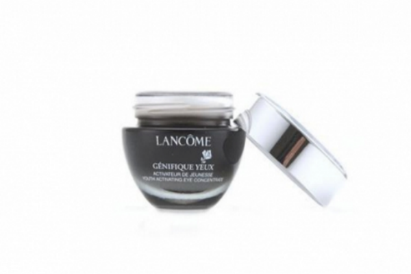 科顏氏眼霜和蘭蔻眼霜哪個好 兩款眼霜一決高下 科顏氏眼霜和蘭蔻眼霜哪個好 兩款眼霜一決高下