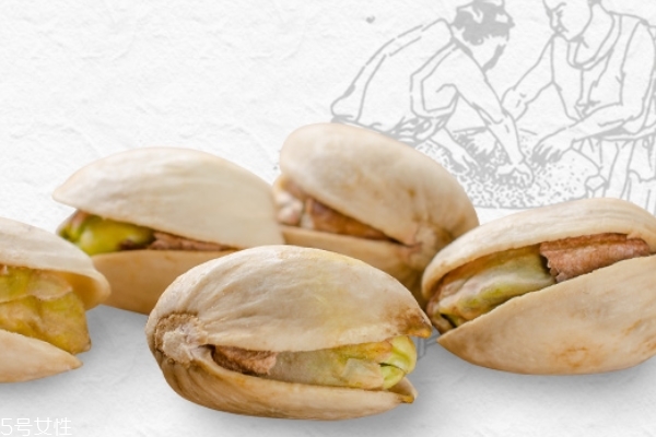 開心果為什么是咸的 因?yàn)榧庸み^ 開心果為什么是咸的 因?yàn)榧庸み^