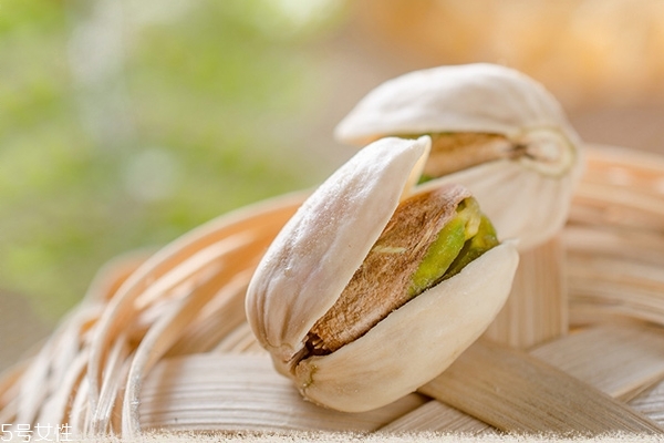 開心果為什么是綠色的 是正常現(xiàn)象