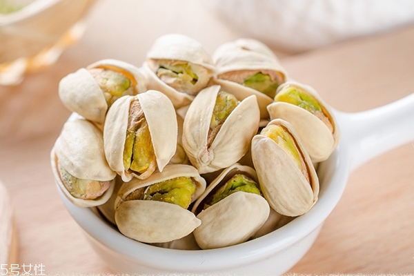 開心果為什么是綠色的 是正?，F(xiàn)象