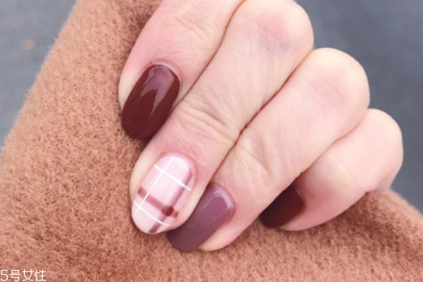 秋冬顯白指甲油顏色推薦 這4個色妥妥適合黃肌 秋冬顯白指甲油顏色推薦 這4個色妥妥適合黃肌