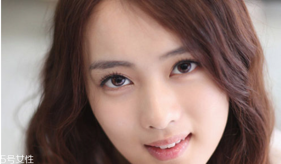 眼部肌膚怎么保養(yǎng) 五個方法擊退眼部問題 眼部肌膚怎么保養(yǎng) 五個方法擊退眼部問題