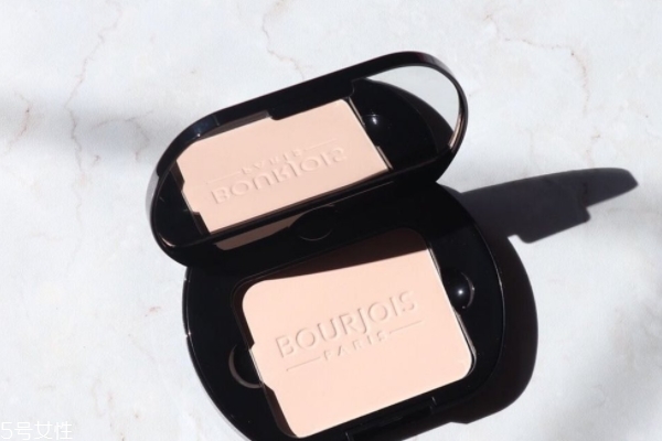 軟妹日常妝 一套裝備都湊齊 軟妹日常妝 一套裝備都湊齊