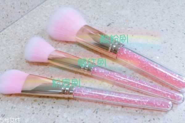 少女心的化妝刷推薦 美膩的小姐姐都該來一套 少女心的化妝刷推薦 美膩的小姐姐都該來一套