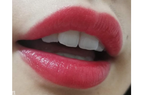 mac秋冬色黃皮日?？诩t推薦 美到你無法自持