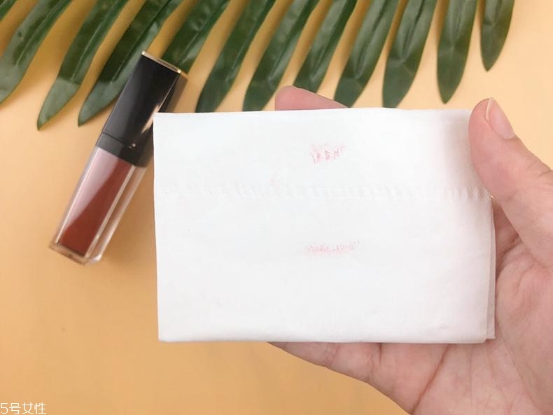 雅詩(shī)蘭黛唇釉307黃皮上嘴圖 美過(guò)秋日紅葉