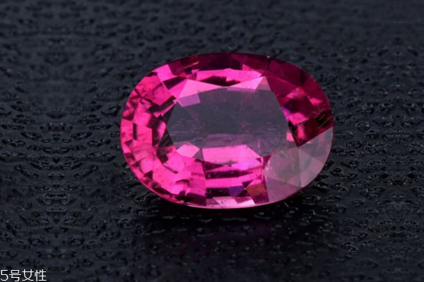 紅碧璽的功效與作用 效果很靈驗(yàn) 紅碧璽的功效與作用 效果很靈驗(yàn)