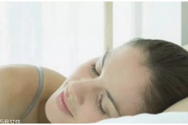 嘴角紋怎么消除 嘴角紋去除最好的方法 嘴角紋怎么消除 嘴角紋去除最好的方法