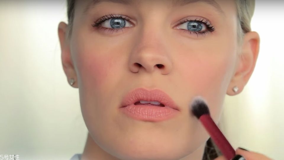 瑪麗蓮夢(mèng)露的痣怎么畫 盤點(diǎn)演藝圈的痣美人 瑪麗蓮夢(mèng)露的痣怎么畫 盤點(diǎn)演藝圈的痣美人