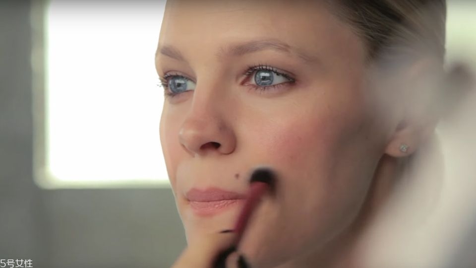 瑪麗蓮夢(mèng)露的痣怎么畫 盤點(diǎn)演藝圈的痣美人 瑪麗蓮夢(mèng)露的痣怎么畫 盤點(diǎn)演藝圈的痣美人