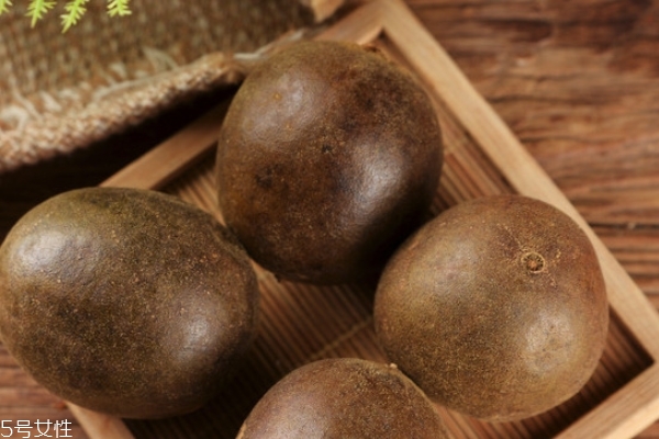 羅漢果可以長(zhǎng)期喝嗎 適量喝最好 羅漢果可以長(zhǎng)期喝嗎 適量喝最好