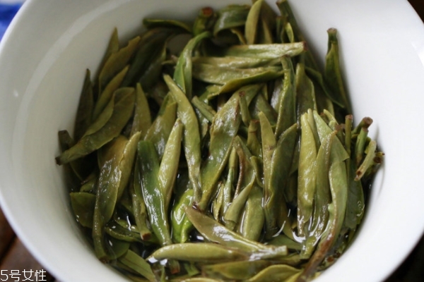 白茶沒開封保質(zhì)期多長 沒有保質(zhì)期 白茶沒開封保質(zhì)期多長 沒有保質(zhì)期