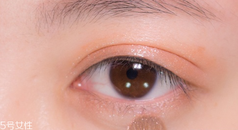 韓國橘色系妝容教程 韓國橘色淡妝步驟畫法 韓國橘色系妝容教程 韓國橘色淡妝步驟畫法