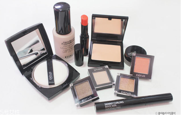 韓國橘色系妝容教程 韓國橘色淡妝步驟畫法 韓國橘色系妝容教程 韓國橘色淡妝步驟畫法