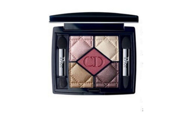 酒紅色眼妝畫法技巧 秋冬必入的酒紅色眼影推薦 酒紅色眼妝畫法技巧 秋冬必入的酒紅色眼影推薦