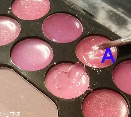 學(xué)生如何畫(huà)眼妝 搞懂7步驟清新又自然