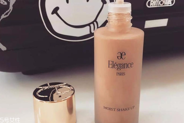 2018秋冬粉底液新品有哪些 5個(gè)大牌新款粉底液來(lái)襲 2018秋冬粉底液新品有哪些 5個(gè)大牌新款粉底液來(lái)襲