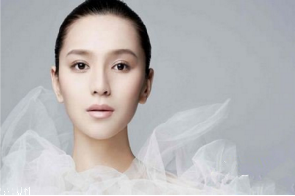 還敢擠痘痘，你知道擠出來的是什么嗎