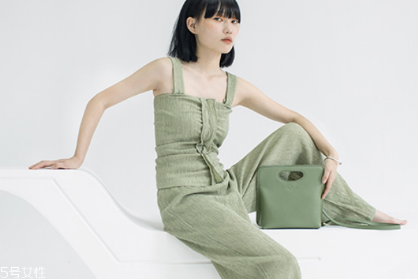 皮包里面臟了怎么清洗 不要泡在水里 皮包里面臟了怎么清洗 不要泡在水里