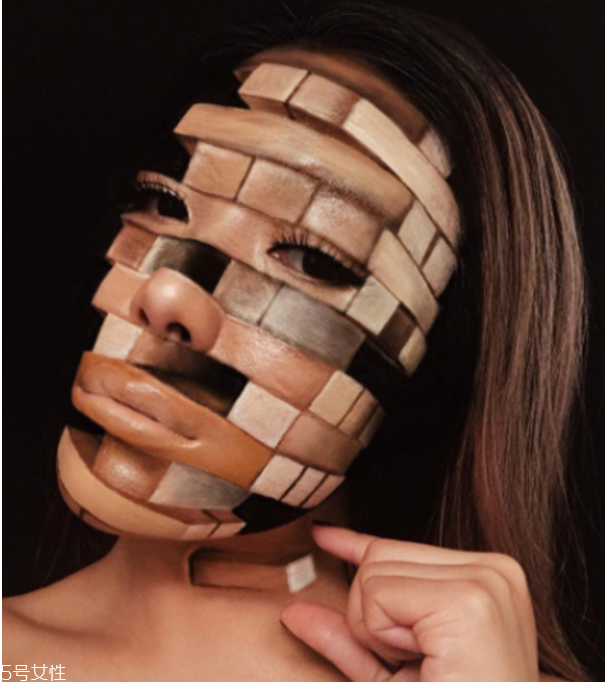 萬(wàn)圣節(jié)妝容教程 創(chuàng)意彩妝吸血鬼妝容 萬(wàn)圣節(jié)妝容教程 創(chuàng)意彩妝吸血鬼妝容