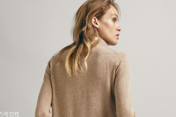 怎么辨別山羊絨毛衣 細節(jié)很關鍵