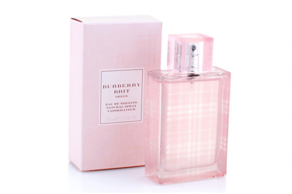 年輕女生適合用什么香水 適合少女用的香水 年輕女生適合用什么香水 適合少女用的香水