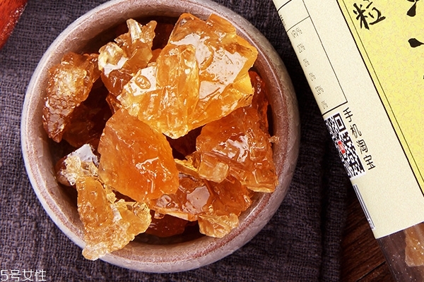 冰糖要燉多長(zhǎng)時(shí)間 看完就會(huì)了 冰糖要燉多長(zhǎng)時(shí)間 看完就會(huì)了