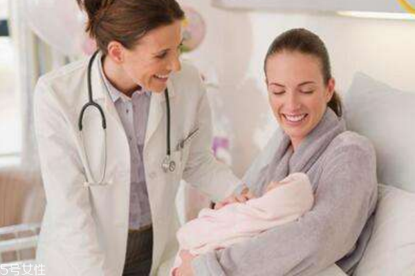 中西方坐月子對比 女性坐月子很重要 中西方坐月子對比 女性坐月子很重要