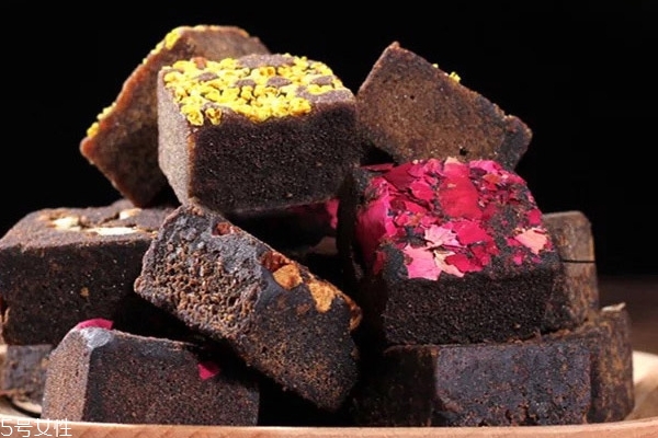 黑糖為什么發(fā)霉 因為變質了