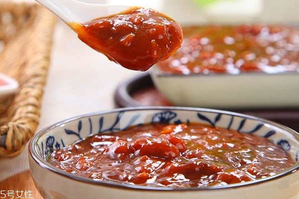 黃豆醬能直接拌面吃嗎 可以隨意發(fā)揮 黃豆醬能直接拌面吃嗎 可以隨意發(fā)揮