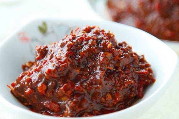 黃豆醬能直接拌面吃嗎 可以隨意發(fā)揮 黃豆醬能直接拌面吃嗎 可以隨意發(fā)揮