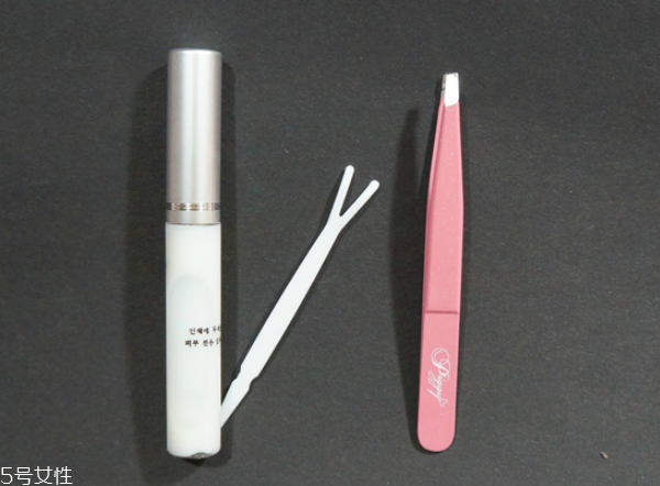 雙眼皮貼老是翻出來(lái)怎么辦 貼出自然持久雙眼皮 雙眼皮貼老是翻出來(lái)怎么辦 貼出自然持久雙眼皮