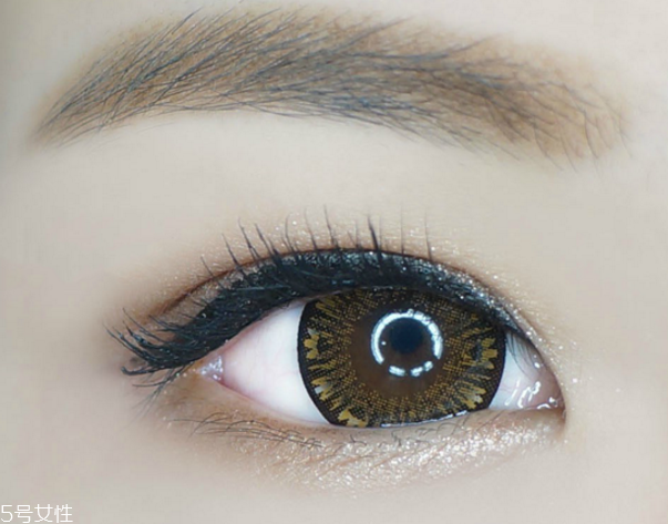 雙眼皮貼老是翻出來(lái)怎么辦 貼出自然持久雙眼皮 雙眼皮貼老是翻出來(lái)怎么辦 貼出自然持久雙眼皮