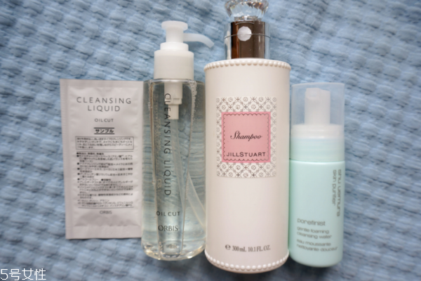 底妝搓泥怎么回事 4個原因對號入座 底妝搓泥怎么回事 4個原因對號入座