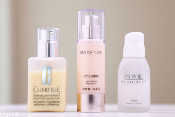 熬夜對皮膚有什么影響 20歲就變老阿姨 熬夜對皮膚有什么影響 20歲就變老阿姨