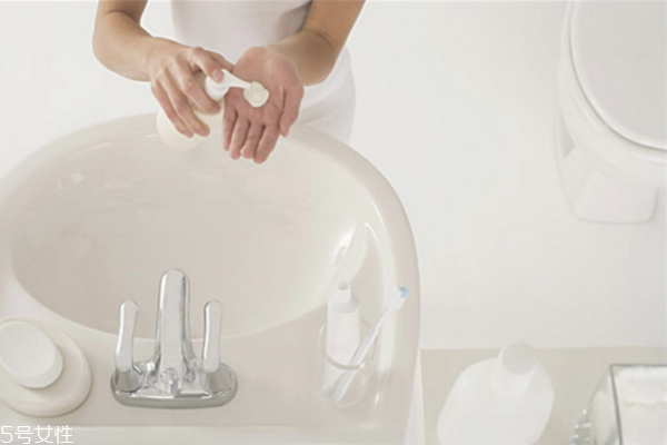 美白洗面奶哪款好 美白洗面奶推薦 美白洗面奶哪款好 美白洗面奶推薦