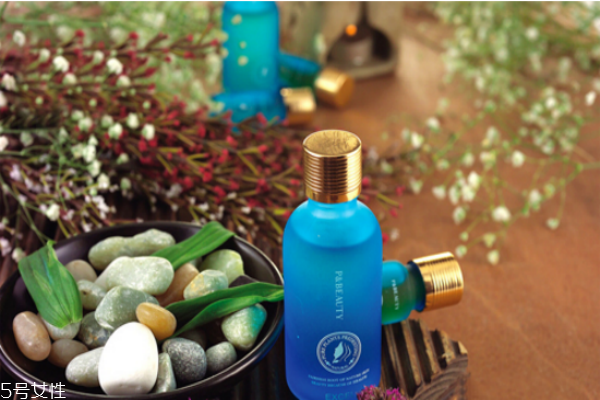 化妝水要用化妝棉嗎 最熱門美容護(hù)膚小竅門 化妝水要用化妝棉嗎 最熱門美容護(hù)膚小竅門