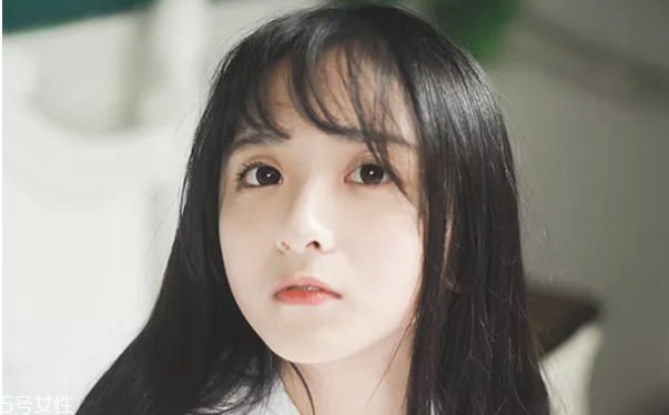 化妝水要用化妝棉嗎 最熱門美容護(hù)膚小竅門 化妝水要用化妝棉嗎 最熱門美容護(hù)膚小竅門