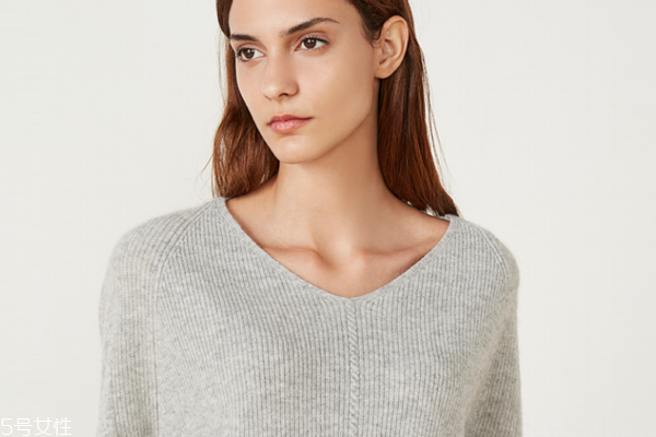 羊絨毛衣可以用金紡嗎 不能用太多 羊絨毛衣可以用金紡嗎 不能用太多