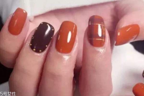 冬天什么美甲顏色最好 3大高級色絕對不爛大街 冬天什么美甲顏色最好 3大高級色絕對不爛大街