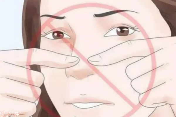 毛孔粗大怎么治 皮膚暗沉發(fā)黃毛孔粗大原因 毛孔粗大怎么治 皮膚暗沉發(fā)黃毛孔粗大原因