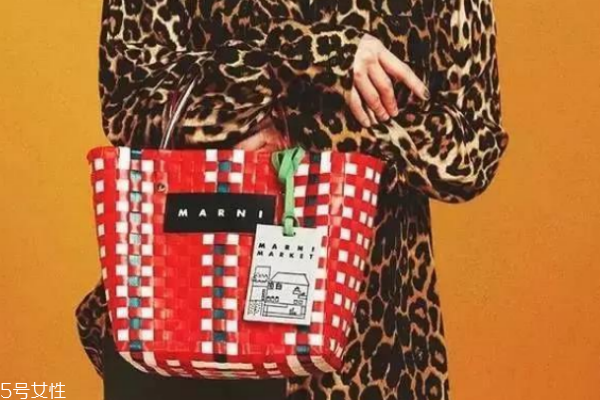 marni菜籃子多少錢(qián) 價(jià)格非常美麗 marni菜籃子多少錢(qián) 價(jià)格非常美麗