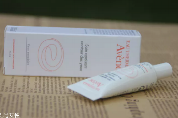 眼霜的正確使用方法 幫你擺脫黑眼圈 眼霜的正確使用方法 幫你擺脫黑眼圈