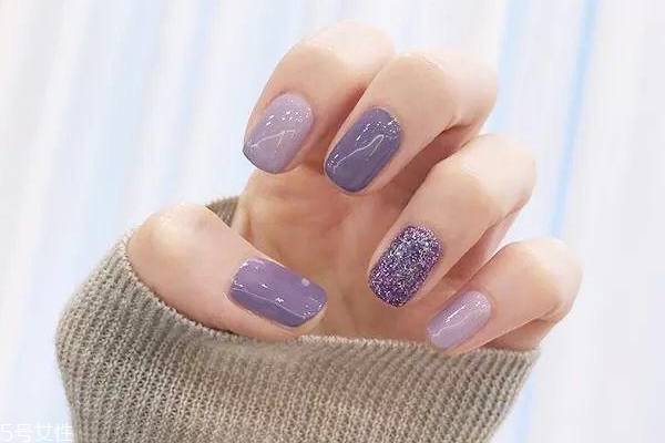 簡約精致美甲圖片 5款內涵美甲送給小仙女 簡約精致美甲圖片 5款內涵美甲送給小仙女