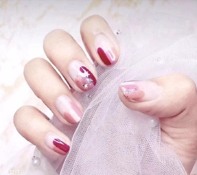 簡約精致美甲圖片 5款內涵美甲送給小仙女 簡約精致美甲圖片 5款內涵美甲送給小仙女