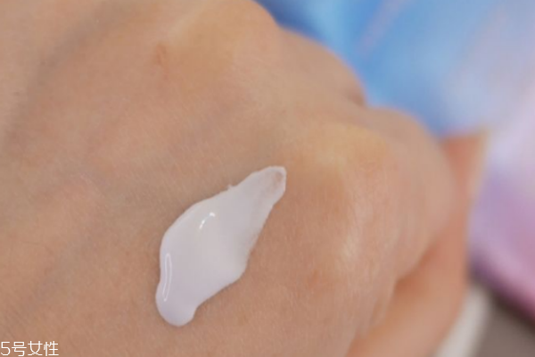 2019防曬霜哪個牌子好 臉部防曬和身體防曬推薦 2019防曬霜哪個牌子好 臉部防曬和身體防曬推薦