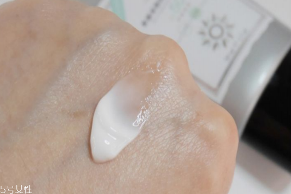 2019防曬霜哪個牌子好 臉部防曬和身體防曬推薦 2019防曬霜哪個牌子好 臉部防曬和身體防曬推薦